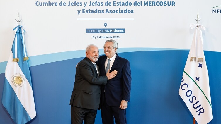 Lula da Silva asume la presidencia Pro Tempore del Mercosur en Argentina