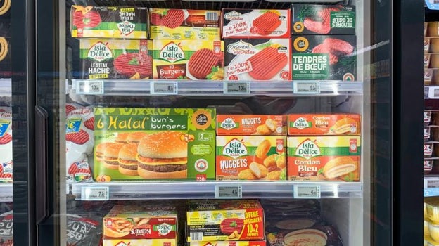 Comida halal en un supermercado de París