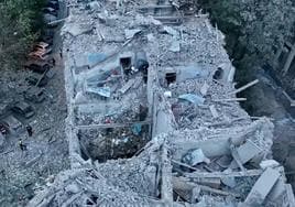 El mayor ataque contra la ciudad de Leópolis desde del comienzo de la guerra deja seis muertos y destrucción de viviendas