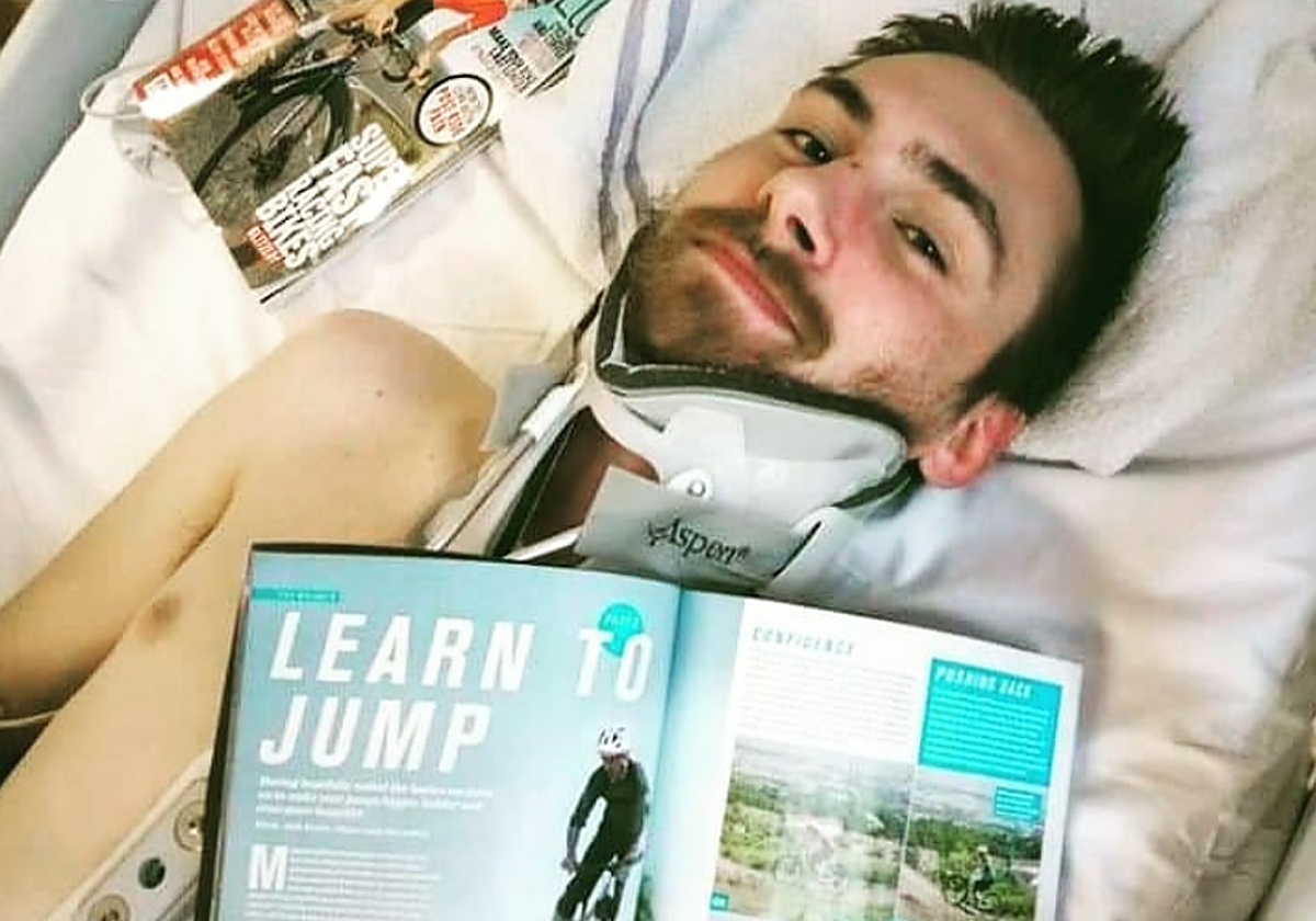 James Howard-Jones entró en coma tras ser apalizado