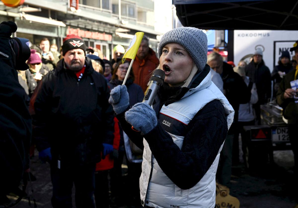 La Viceprimera Ministra De Finlandia, Riikka Purra, Pide Perdón Por ...