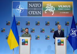 Zelenski reconoce que «es comprensible que Ucrania no pueda unirse a la OTAN estando en guerra»