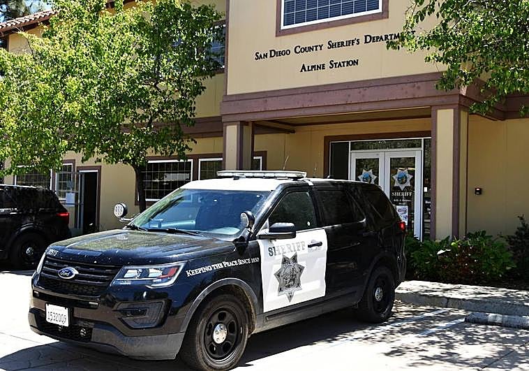 Marca de verificación de la policía del alguacil de San Diego