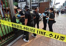 Un hombre mata a una persona y hiere a otras tres con un arma blanca en Seúl