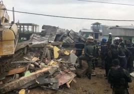 Al menos 33 muertos tras el derrumbe de un edificio en Camerún