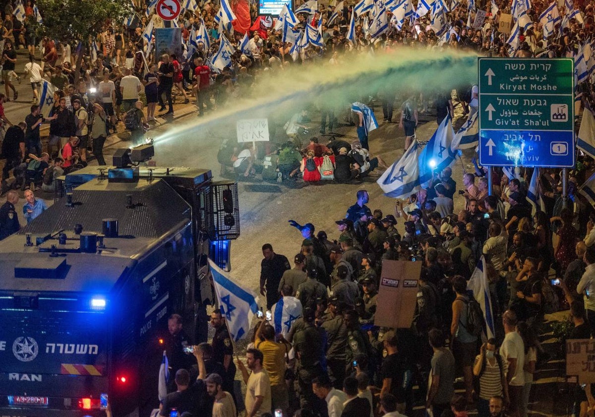 Miles de manifestantes en Jerusalén llamando a la rebelión