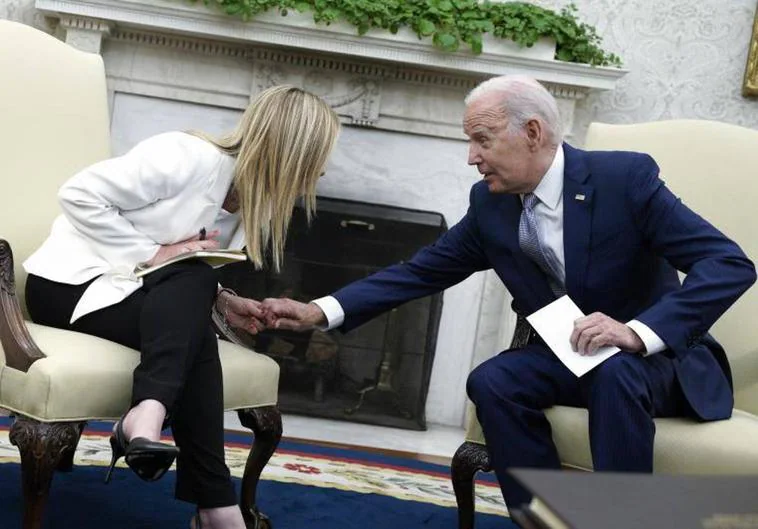 La primera ministra italiana, Giorgia Meloni, y el presidente estadounidense, Joe Biden