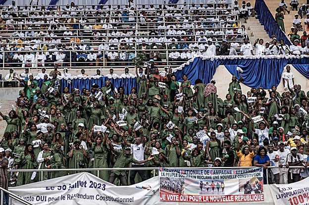 El referéndum se llevará a cabo el 30 de julio, abriendo la puerta a un tercer mandato del presidente Faustin Archange Touadera