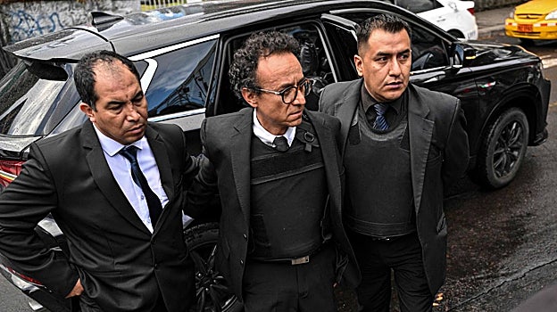 Christian Zurita, llega al Consejo Nacional Electoral para registrar su candidatura en Quito, el 13 de agosto