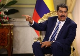 Maduro fue abucheado en un barrio de Caracas