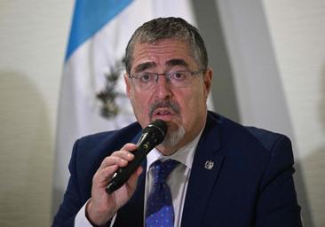 El presidente electo de Guatemala rompe el diálogo con el gobierno saliente y suspende la transición