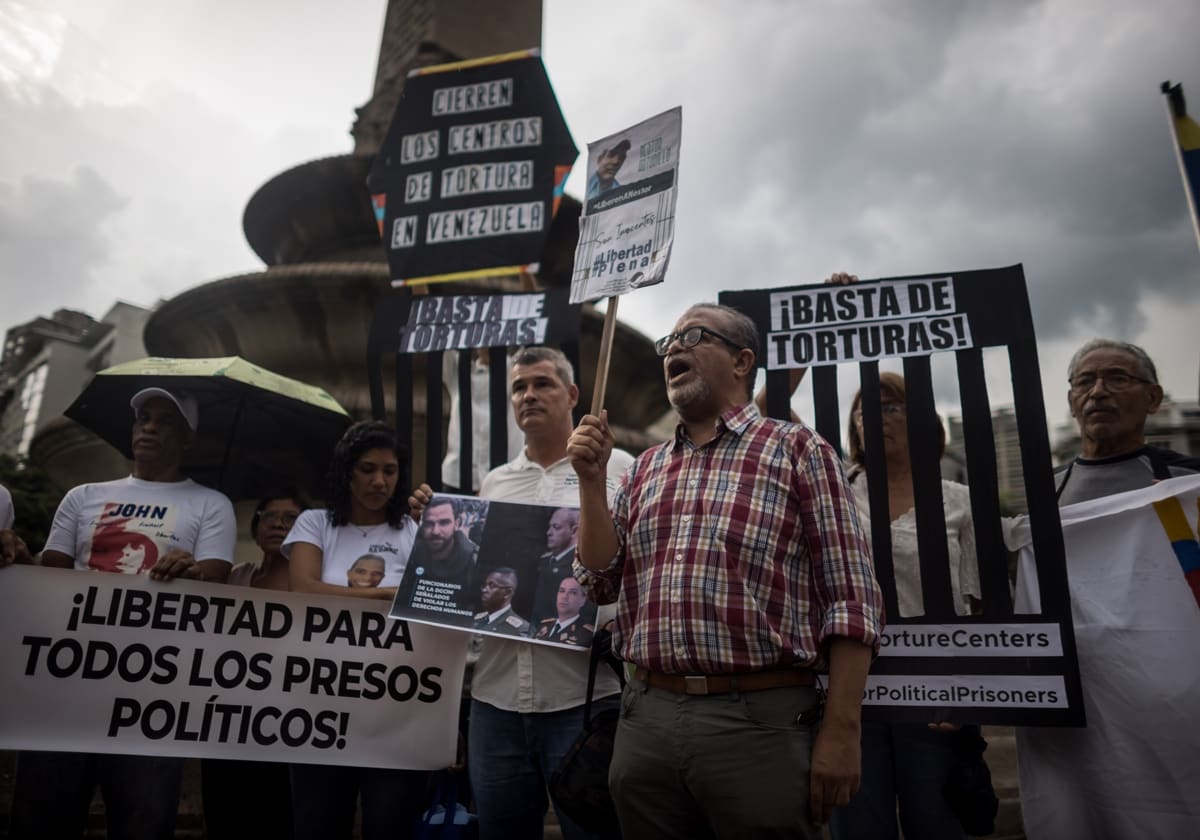 Maduro intensifica la represión y la tortura al aproximarse las primarias de la oposición