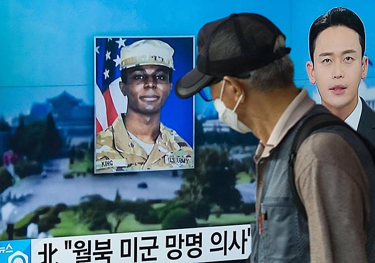 El largo historial delictivo de Travis King, el militar estadounidense detenido en Corea del NorteImagen de Travis King en la televisón coreana