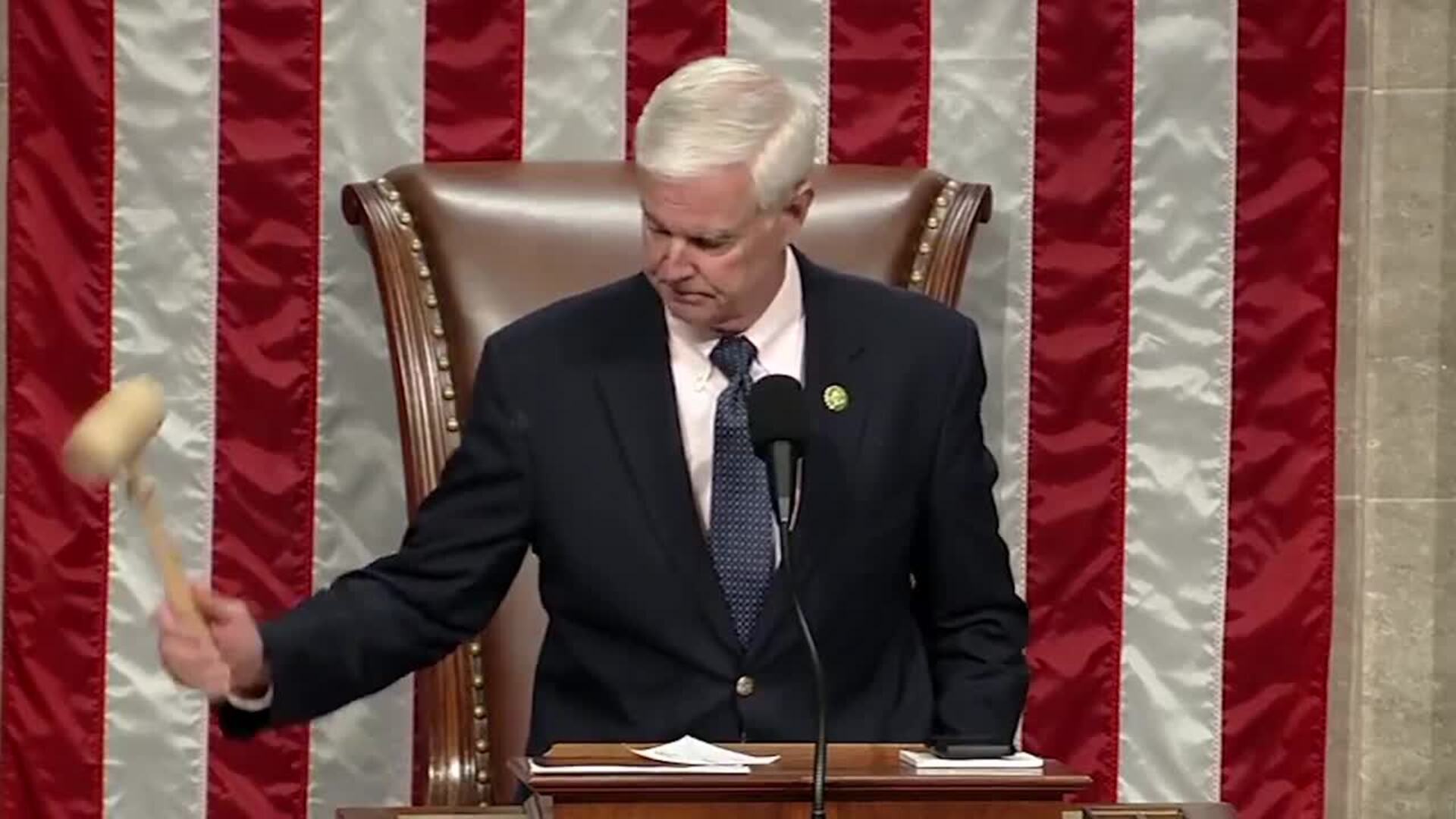 La Cámara de Representantes de EEUU aprueba una moción de censura contra McCarthy