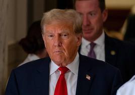 Caos republicano: Trump en el juzgado y el Congreso descabezado