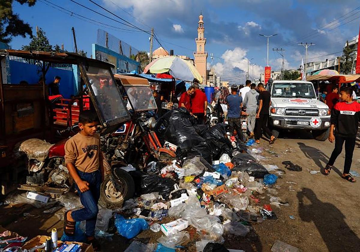 Los palestinos en Khan Younis, en el sur de la Franja de Gaza
