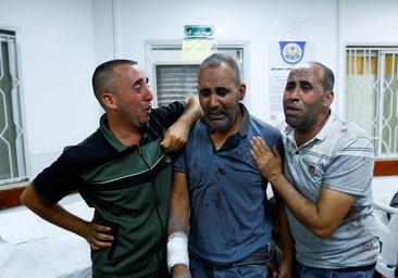 Al menos 500 muertos en un bombardeo a un hospital en Gaza, según su ministerio de Salud