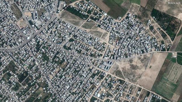 Imagen antes - Imagenes satelitales de Beit Hanoun tomadas el 10 de mayo y el 21 de octubre de 2023