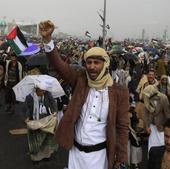 Quiénes son los hutíes, el grupo rebelde yemení apoyado por Irán que ha irrumpido en la guerra entre Israel y Hamás