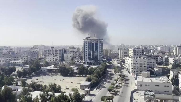 Ataques israelíes se cobran más vidas civiles mientras aumenta presión para alto el fuego