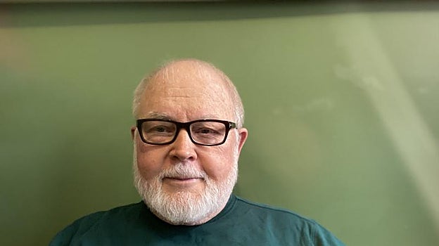 Michael McKee, activista por los arrendatarios