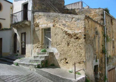 Secondary Image 1 - Houses Sold For One Euro In Italy