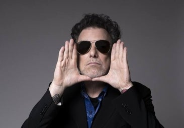 Calamaro anuncia su voto para Milei y alerta de «la dictadura progresista comunista que podría reventar España»