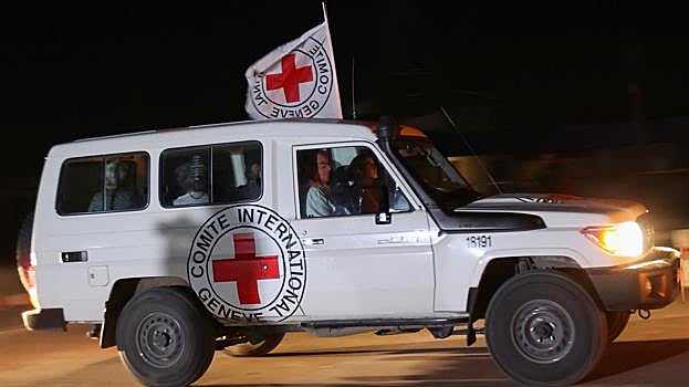 En imágenes, la liberación de los rehenes de Hamás