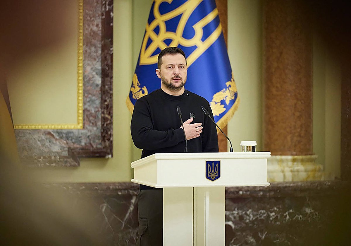 Zelenski durante una presentación de premios militares para militares ucranianos