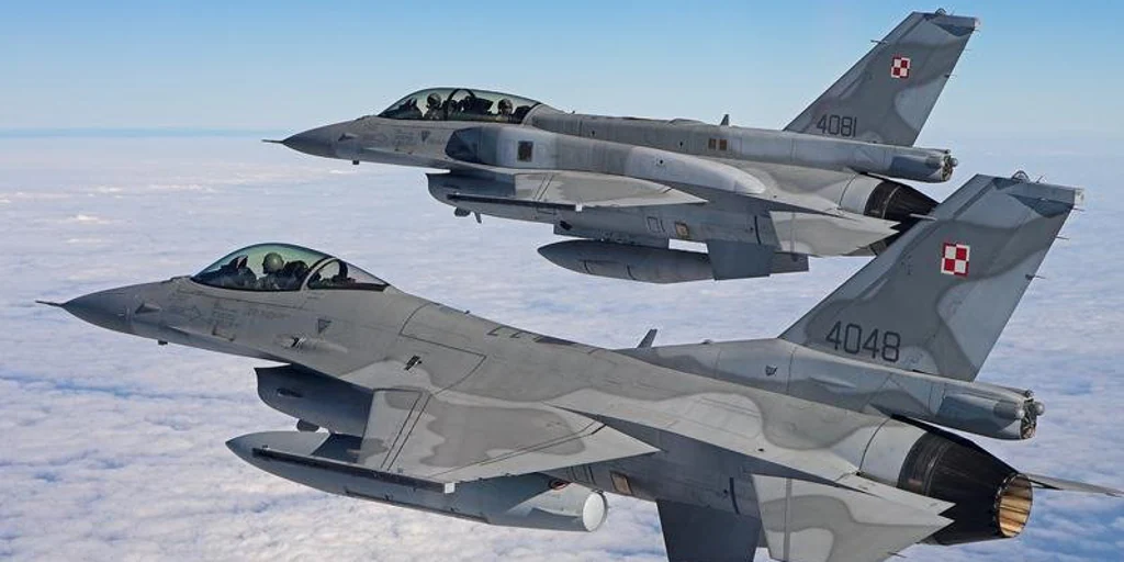 Polska rozpoczyna rok w stanie pogotowia wojskowego i rozmieszcza myśliwce F-16 wzdłuż swojej granicy z Ukrainą