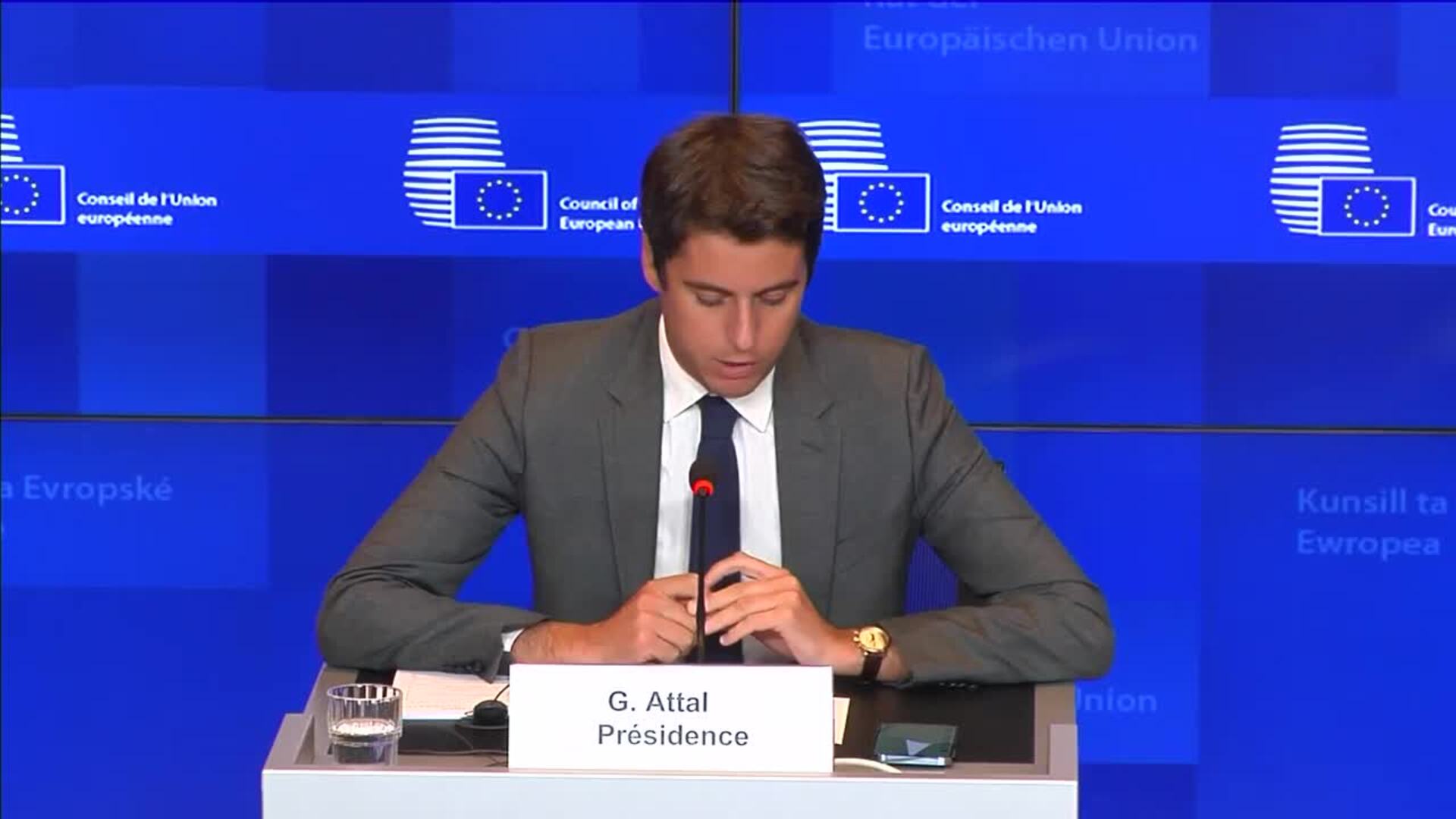 Macron designa como primer ministro a Gabriel Attal