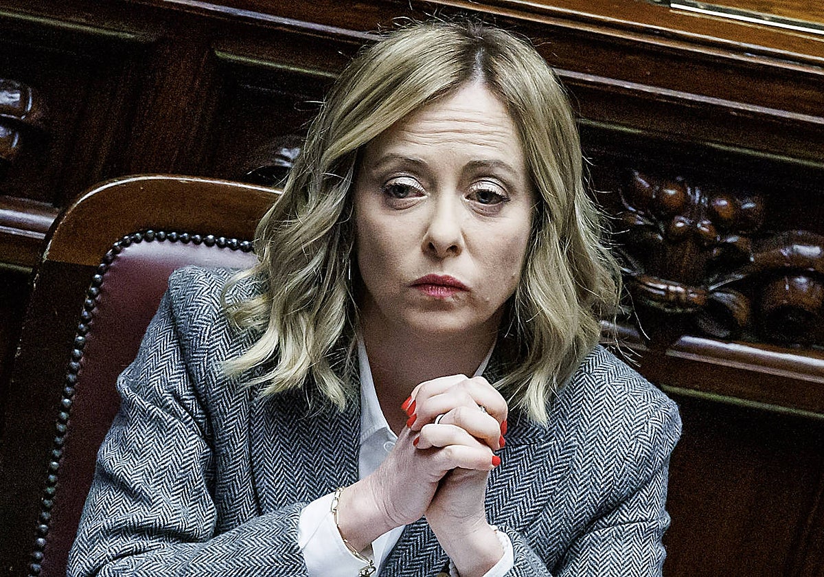 Meloni durante la votación en el Senado de la ley de autonomía