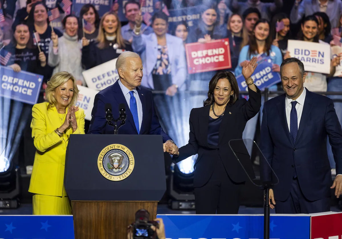 Joe Biden rescata a Kamala Harris para una campaña en apuros