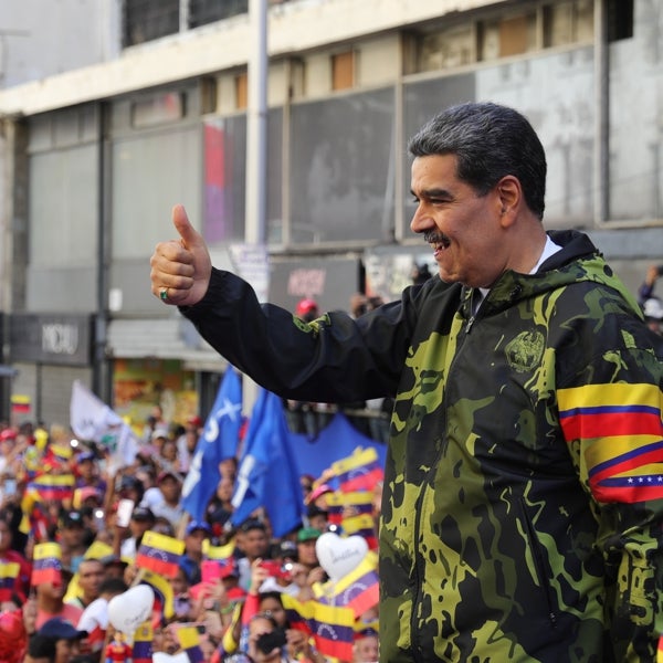 Maduro lanza una ola represiva contra opositores militares y civiles por presunta conspiración