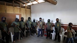 Niños policía para combatir el crimen en México