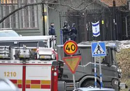 Suecia investiga como «crimen terrorista» un artefacto detonado en la Embajada de Israel en Estocolmo