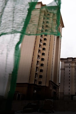 Una vista de los 39 edificios construidos por Evergrande y que las autoridades chinas mandaron demoler