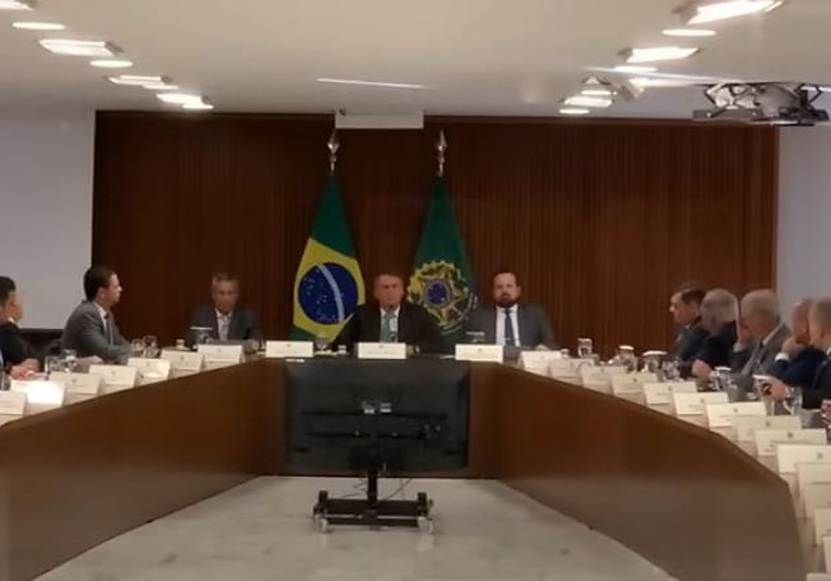 Bolsonaro durante la reunión de gabinete en julio de 2022