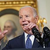 Joe Biden aprovecha la Super Bowl para lanzar su cuenta de TikTok y llegar a los votantes más jóvenes