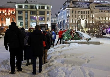 Más de 340 detenidos en toda Rusia en acciones de homenaje a Navalni