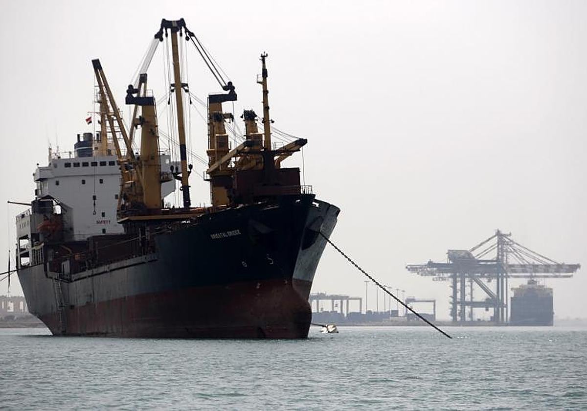 Imagen de archivo de un buque en el golfo de Adén