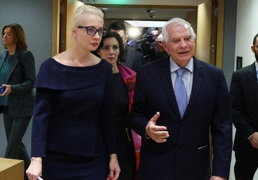 La viuda de Alexei Navalni asiste a la reunión de los ministros de Exteriores de la UE que «honrará» su memoria