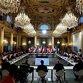 Zelenski, en la conferencia de París: «Me parece impensable que Trump pueda estar del lado de Putin»