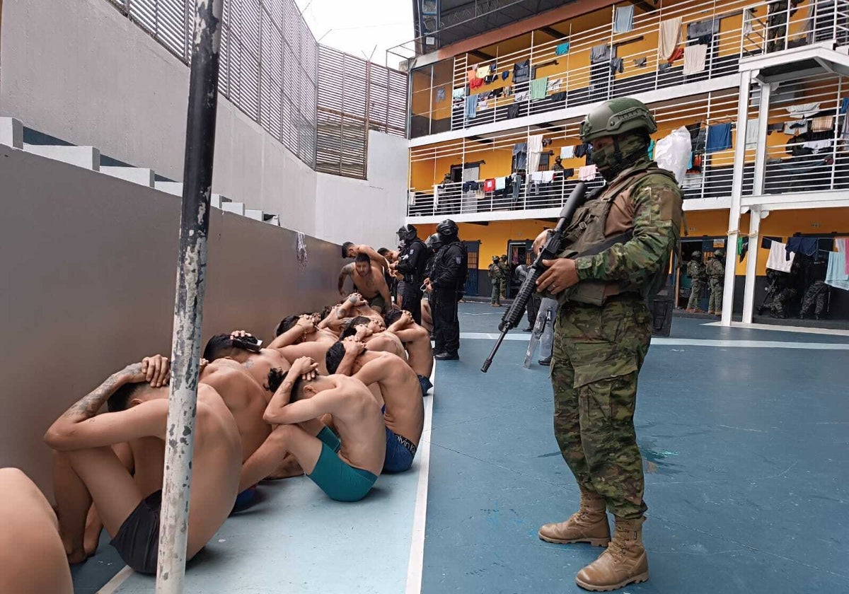 Intervención en la cárcel Regional del Litoral, en Guayaquil (Ecuador)