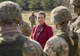 Dinamarca prolonga el servicio militar obligatorio y lo extiende a las mujeres