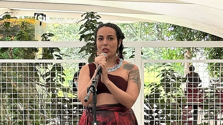 La cantante Oriana Barrios, quien participó en un homenaje a Julieta cantando 'Si me matan''