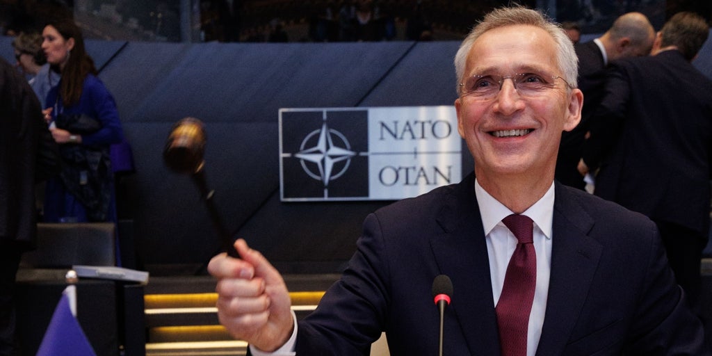 La OTAN reafirma la unidad transatlántica y su ataque a Kiev