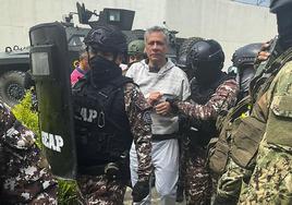 La defensa de Jorge Glas denuncia que el ex vicepresidente ecuatoriano lleva incomunicado más de 48 horas