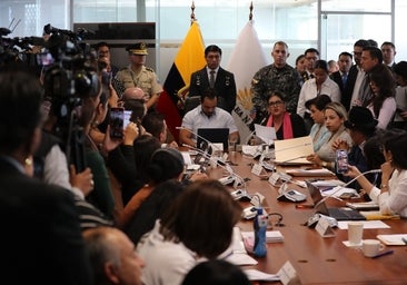 La ministra de Gobierno defiende ante la Asamblea de Ecuador que el acuerdo con México no incluía impunidad