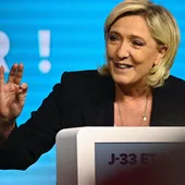 La extrema derecha de Le Pen se instala en el podio del partido más popular de Francia